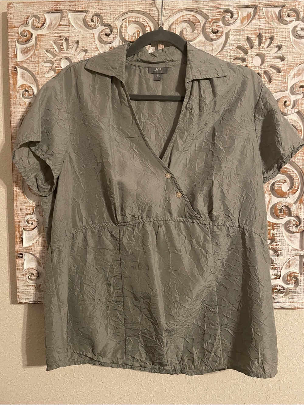 J. Jill Olive Green Short Sleeve Button-Front Blouse